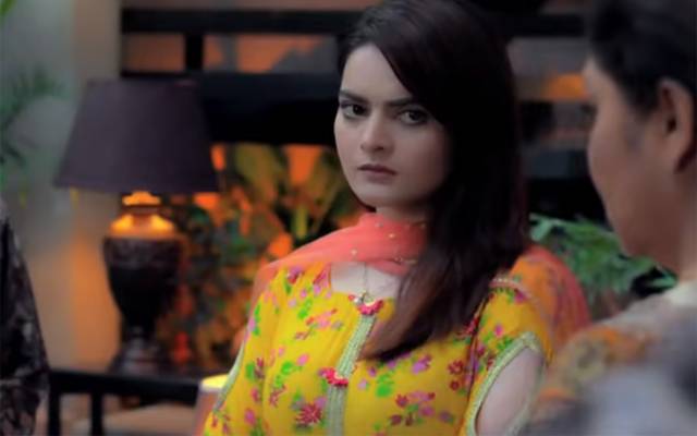 پارٹی کی ویڈیو وائرل ہونے پر منال خان نے غصہ کس پر نکالا؟