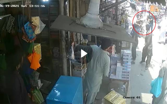 اردو بازار میں فائرنگ کاافسوسناک واقعہ، ویڈیو سامنے آگئی