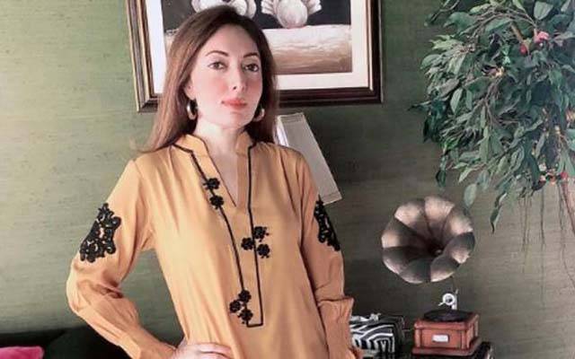   شرمیلا فاروقی اداکاراؤں کی حمایت میں سامنے آگئیں۔