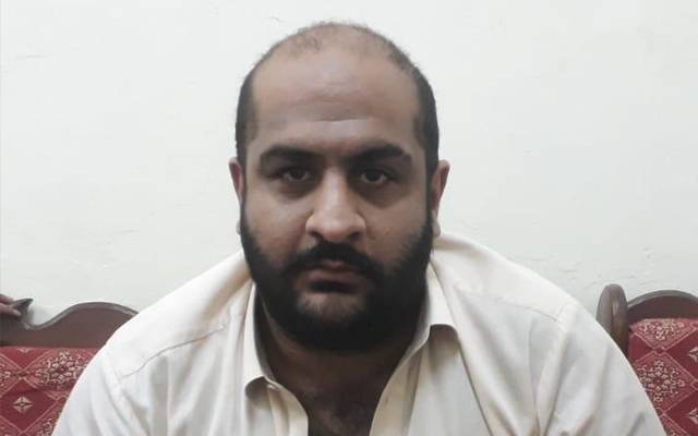 لڑکی کو برہنہ کرکے ویڈیو بنانے والا درندہ گرفتار