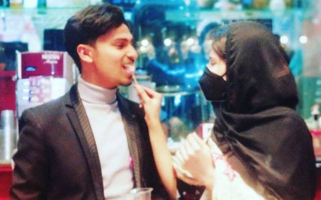 چاند پر پلاٹ خریدنے والےلاہوریے کو ملکیت کے کاغذات مل گئے