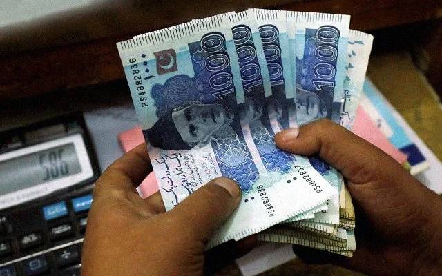تنخواہیں نہ ملنے پر ٹیوٹا ملازمین کا احتجاج
