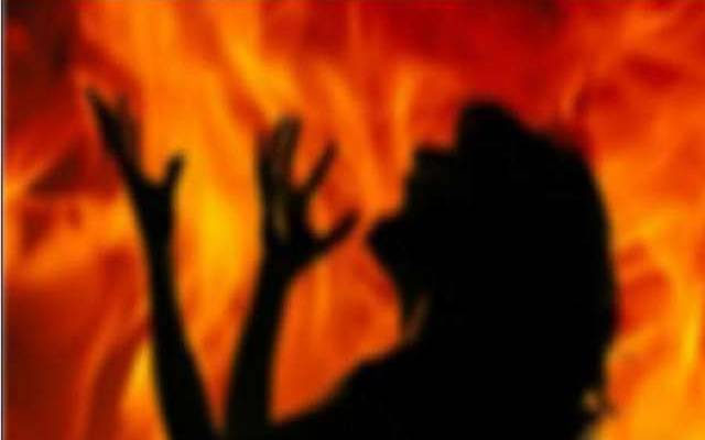 بادامی باغ،خاتون نے پٹرول چھڑک کر خود کو آگ لگا لی