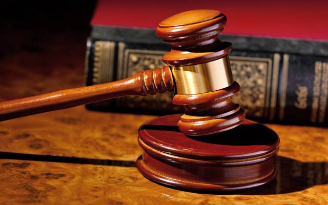 خاتون کی دہائی پرعدالت نےبچےماں  کےحوالے کردیئے