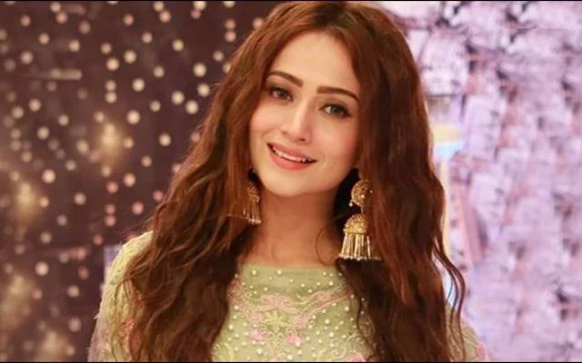 Zarnish Khan