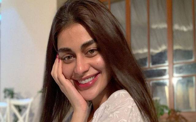 صدف کنول کے بیان نے بحث کے دروازے کھول دیے
