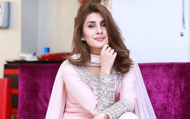  اداکارہ کبریٰ خان کے چہرے کی ہڈیاں کیسے ٹوٹیں، اداکارہ کا اہم انکشاف، ویڈیو  وائرل