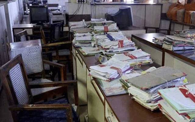 سرکاری افسروں کی ترقیاں التوا کا شکار