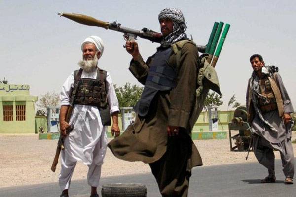 طالبان نے کابل کا دروازہ کھٹکھٹکا دیا، 90روز میں ملک پر قبضہ کرسکتے ہیں، امریکا