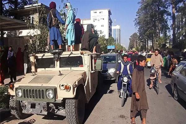 امریکی فوجی  کابل پہنچ گئے، طالبان کیخلاف مزاحمت نہ ہونے پر فکرمند ہیں، پینٹا گون