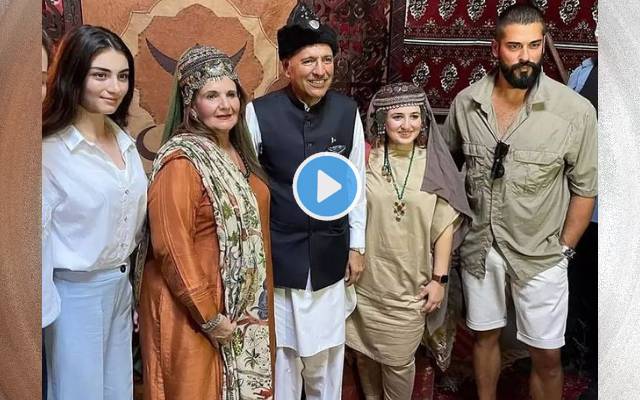 صدر عارف علوی اور خاتون اؤل نے قائی قبیلے کا روپ دھار لیا؛ ویڈیو وائرل