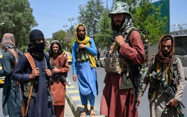 10 روز میں طالبان کا افغانستان پر قبضہ، عالمی طاقتیں پریشان 