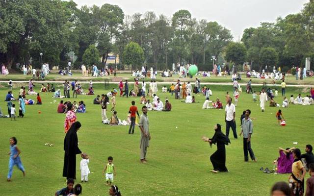  تمام پارکس میں ٹک ٹاکرز کے داخلے پر پابندی کا فیصلہ 