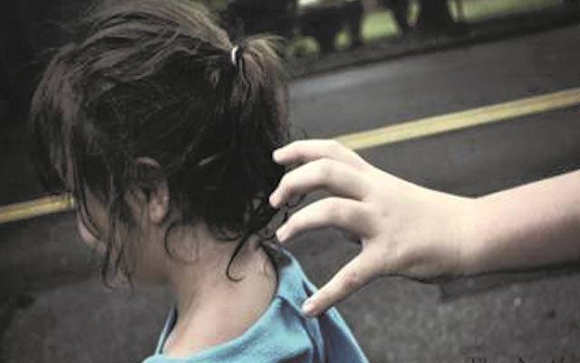 4سالہ بچی کو اغواء کرنا خاتون ملزمہ کو مہنگا پڑگیا