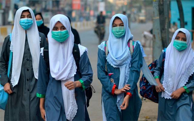 بے چاری طالبات کیلئے نیا وختہ