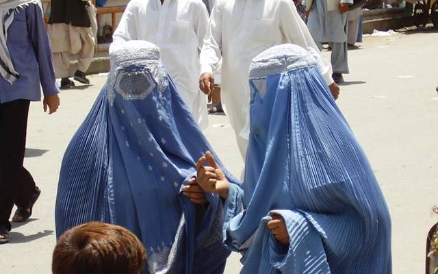 خواتین کے پردے سے متعلق طالبان کا اہم بیان آگیا