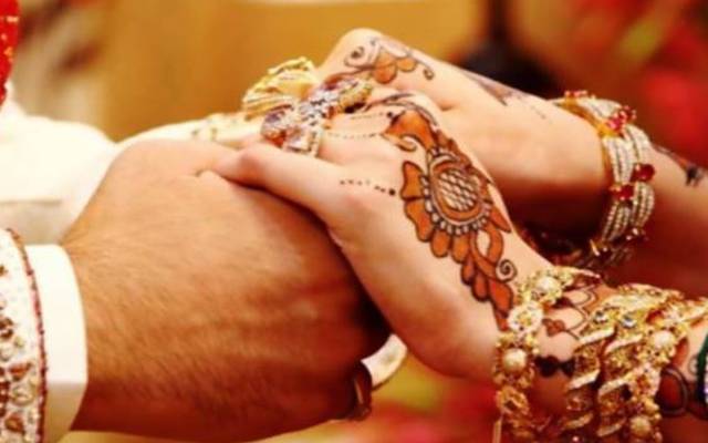 معروف پاکستانی اداکار شادی کے بندھن میں بندھ گئے،تصویر وائرل 