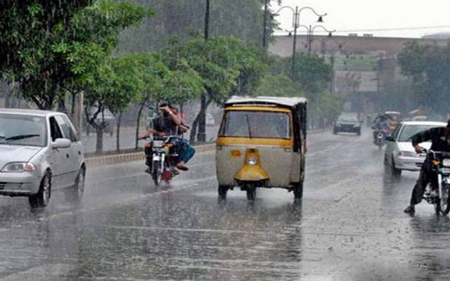 باغات کے شہر میں صبح سویرے بارش, موسم خوشگوار ہوگیا
