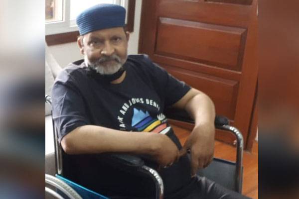  کامیڈین عمرشریف کی طبیعت بھی ناساز