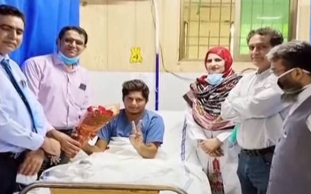 جنرل ہسپتال میں جنس تبدیلی کا کامیاب آپریشن؛ دو شیزہ لڑکا بن گئی