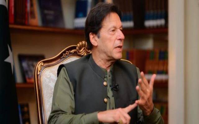 مسلح  افواج نے قربانیاں دے کرسرحدوں کادفاع کیاہے:وزیر اعظم عمران خان 