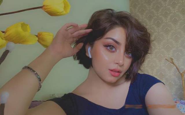 علیزے شاہ کی نٹ کھٹ انداز میں نئی ویڈیوز منظر عام پر