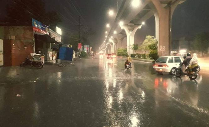 محکمہ موسمیات نے لاہور میں مزید بارشوں کی پیشگوئی کردی