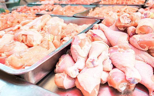 برائلر مرغی کا گوشت مزید 7 روپے فی کلو سستا ہو گیا