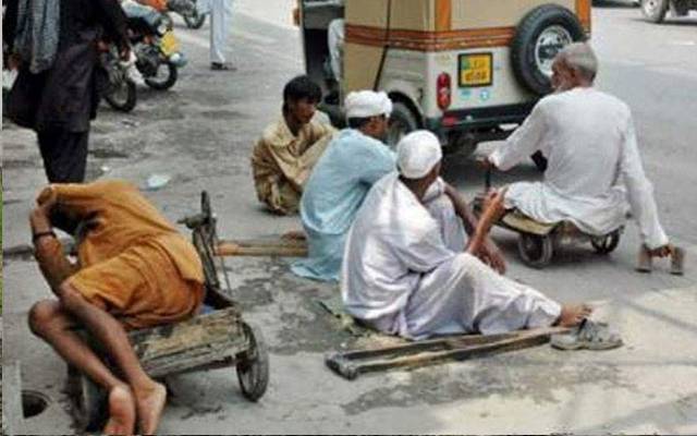 Lahore police continues grand operation against beggars