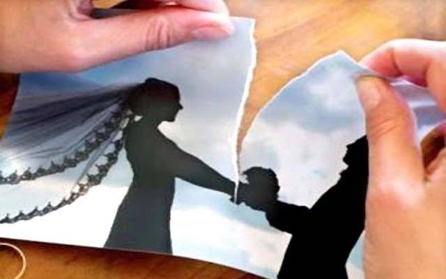Saudi Arabia Women divorce