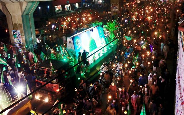  میلاد النبی ﷺکی تیاریاں،ربیع الاول کے آغاز پر مشعل بردار جلوس برآمد