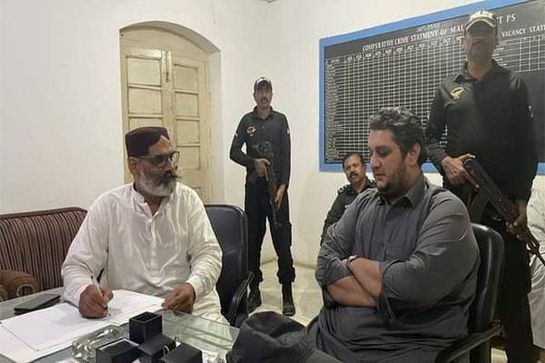 jam awais in police station