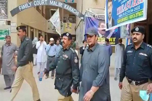 jam,awais,appeared,malir,court,remand,extended,lawyers,protest,