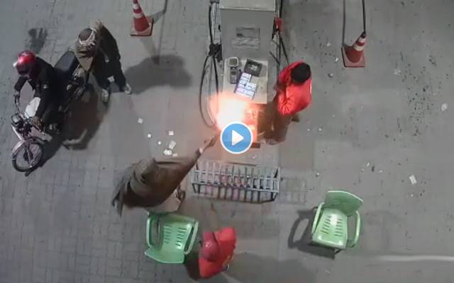  Dacoity in petrol pump - CCTV 