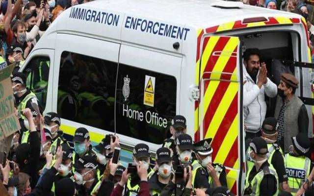 Scotland Yard police raid Sikh community office
