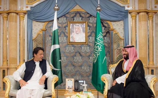 Saudi Govt give dollar to Pakistan