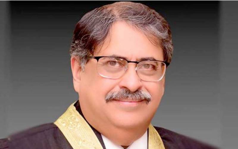 لاپتہ افراد کیس: کیوں نہ تمام چیف ایگزیکٹوز پر آرٹیکل 6 لگا دیں۔ اطہر من اللہ