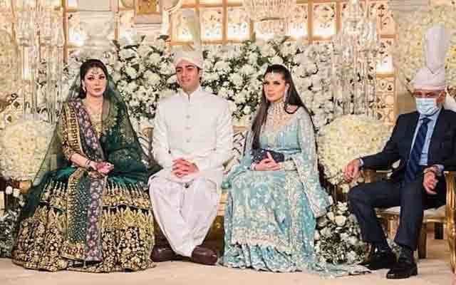 Junaid safdar with family
