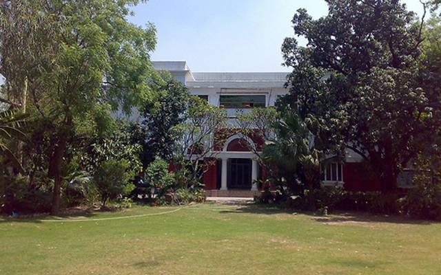Govt Residency on rent