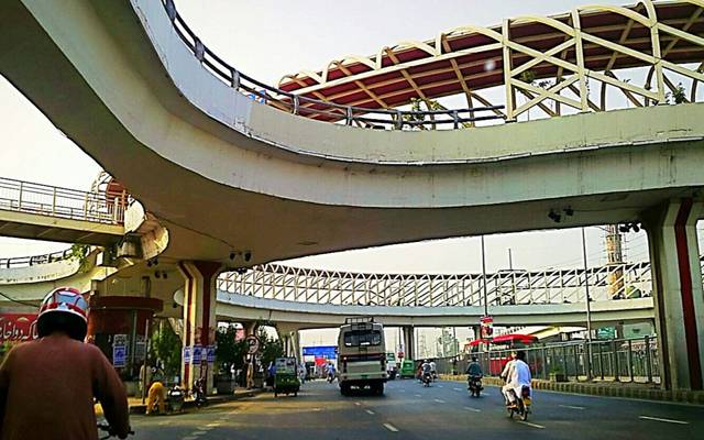 accident over head bridge