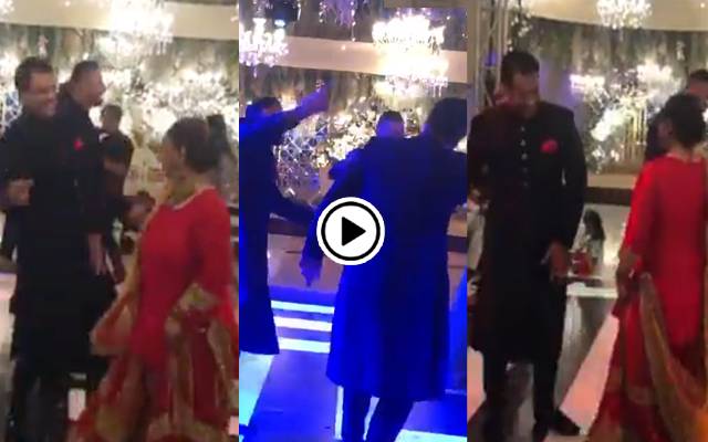 Waqar Younis Dance