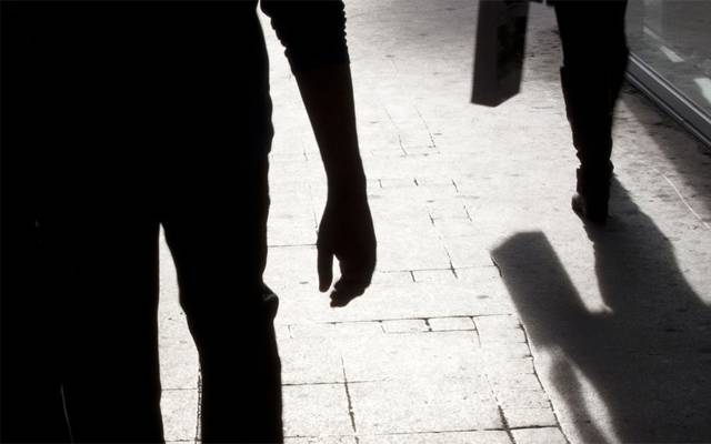LHR Person arrested with Riffle