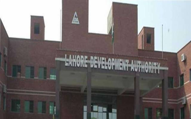 ایل ڈی اے کا غیر قانونی تعمیرات کیخلاف گرینڈ آپریشن 
