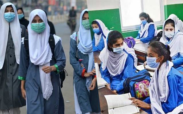 840,000 students in Lahore got vaccinated