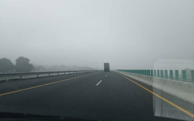 Motorway CLOSED due to FOG