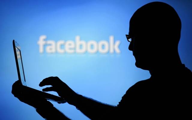 Facebook Fraud online