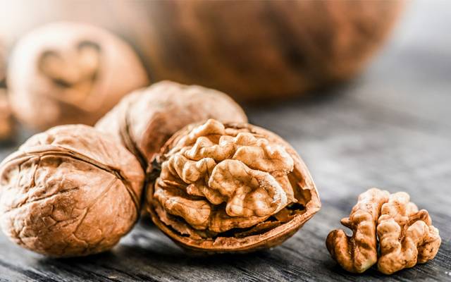 Walnut benefits