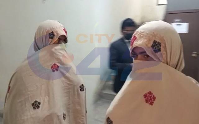 Married Women reach in Family Court