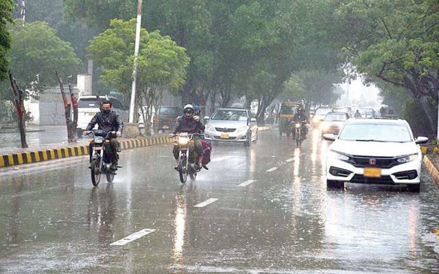 Rainy Weather in Lahore