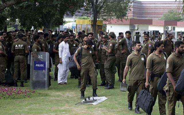 اب پولیس افسران کو چھٹی کیلئے کس سے اجازت لینا ہوگی، نئے ایس او پیز جاری